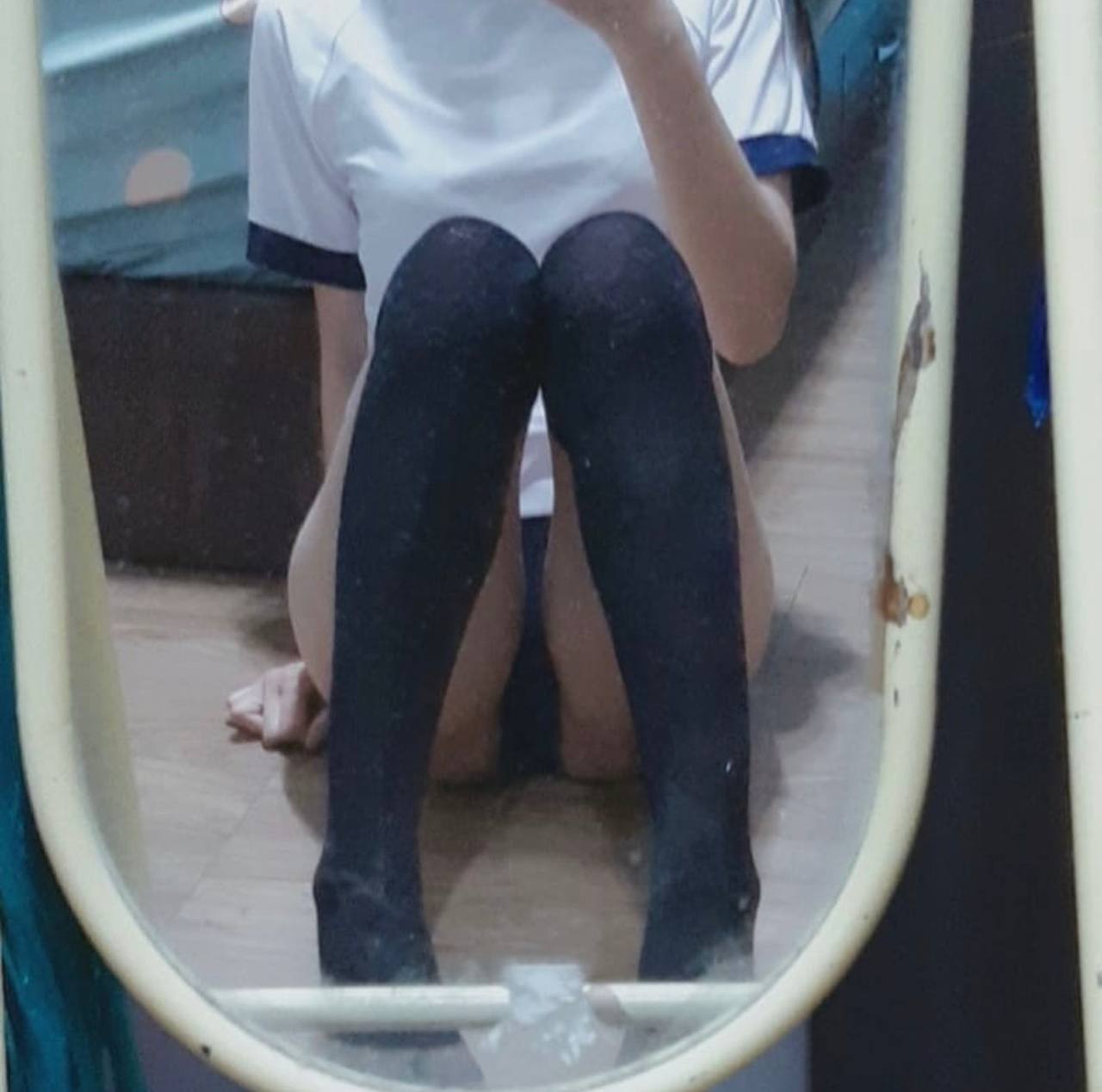 Clip các bà xã ở nhà bị nhân viên giao hàng hiếp dâm