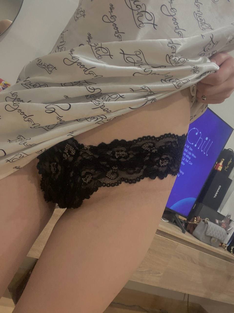 Chán chơi game, ông anh chuyển sang "chơi" em ghệ mình